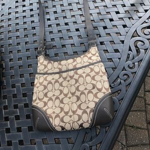 Coach medium size crossbody bag